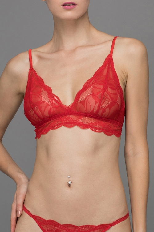 ÁO LÓT KHÔNG GỌNG ĐỎ LADY IN RED TRIANGLE BRA