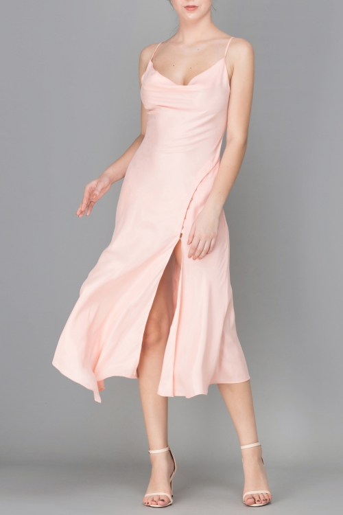 ĐẦM 2 DÂY SATIN HỒNG XẺ CAO - SALMON PINK SATIN CAMI DRESS